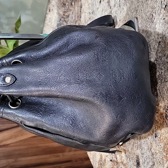 🌵MCM EUC Black Visetos Leather Drawstring Bucket Bag - Picture 6 of 14